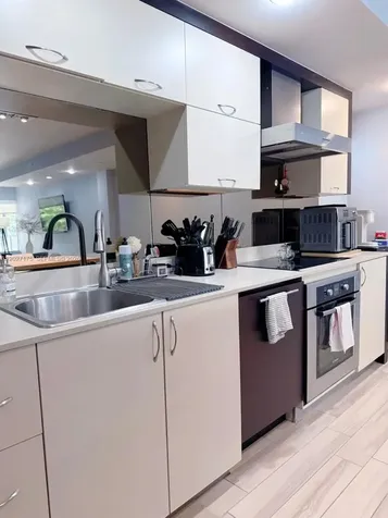 2135 Washington Court Miami Beach FL 33139