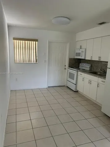 1923 SW 99th Terrace Miramar FL 33025
