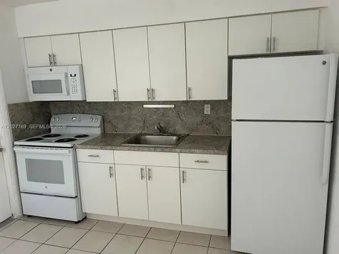 1923 SW 99th Terrace Miramar FL 33025