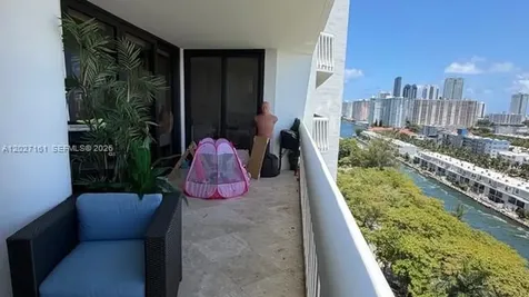 2000 Island Boulevard Aventura FL 33160