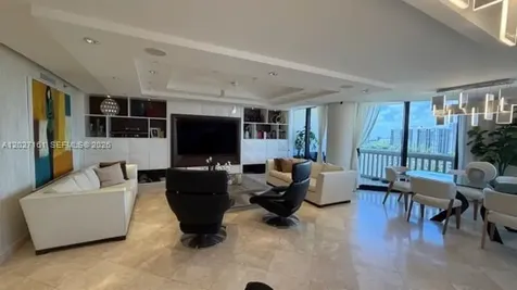 2000 Island Boulevard Aventura FL 33160