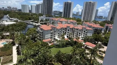 2000 Island Boulevard Aventura FL 33160