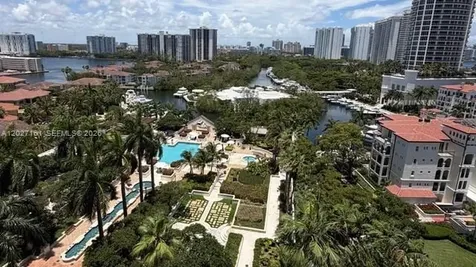 2000 Island Boulevard Aventura FL 33160