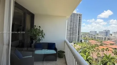 2000 Island Boulevard Aventura FL 33160