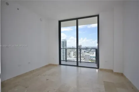 68 SE 6th Street Miami FL 33131