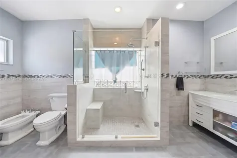 8883 NW 176th Street Hialeah FL 33018