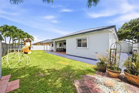 8883 NW 176th Street Hialeah FL 33018