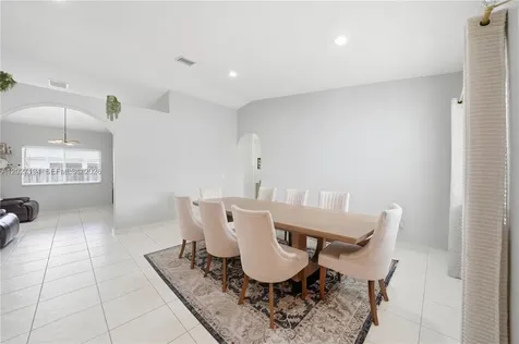 8883 NW 176th Street Hialeah FL 33018