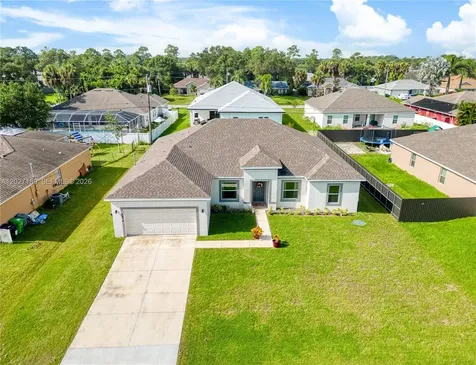 1534 SW Abingdon Avenue Port St. Lucie FL 34953