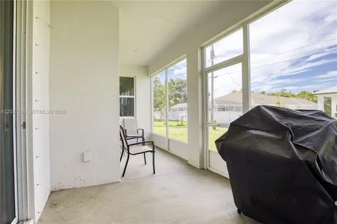 1534 SW Abingdon Avenue Port St. Lucie FL 34953