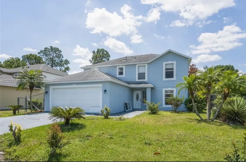 945 Gateshead Kissimmee FL 34758