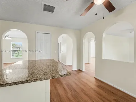 945 Gateshead Kissimmee FL 34758
