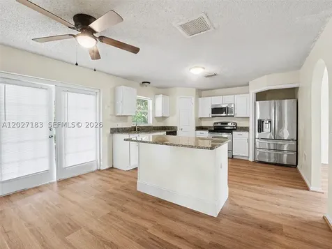 945 Gateshead Kissimmee FL 34758