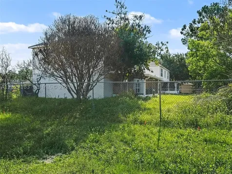 945 Gateshead Kissimmee FL 34758