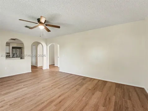 945 Gateshead Kissimmee FL 34758