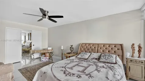 2017 S Ocean Drive Hallandale Beach FL 33009