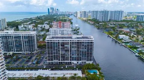2017 S Ocean Drive Hallandale Beach FL 33009