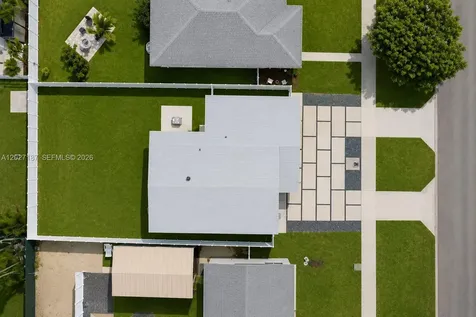 6748 SW 38th Street Miami FL 33155