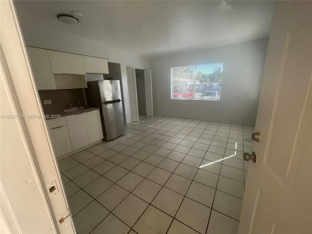 14305 NE 6th Avenue North Miami FL 33161