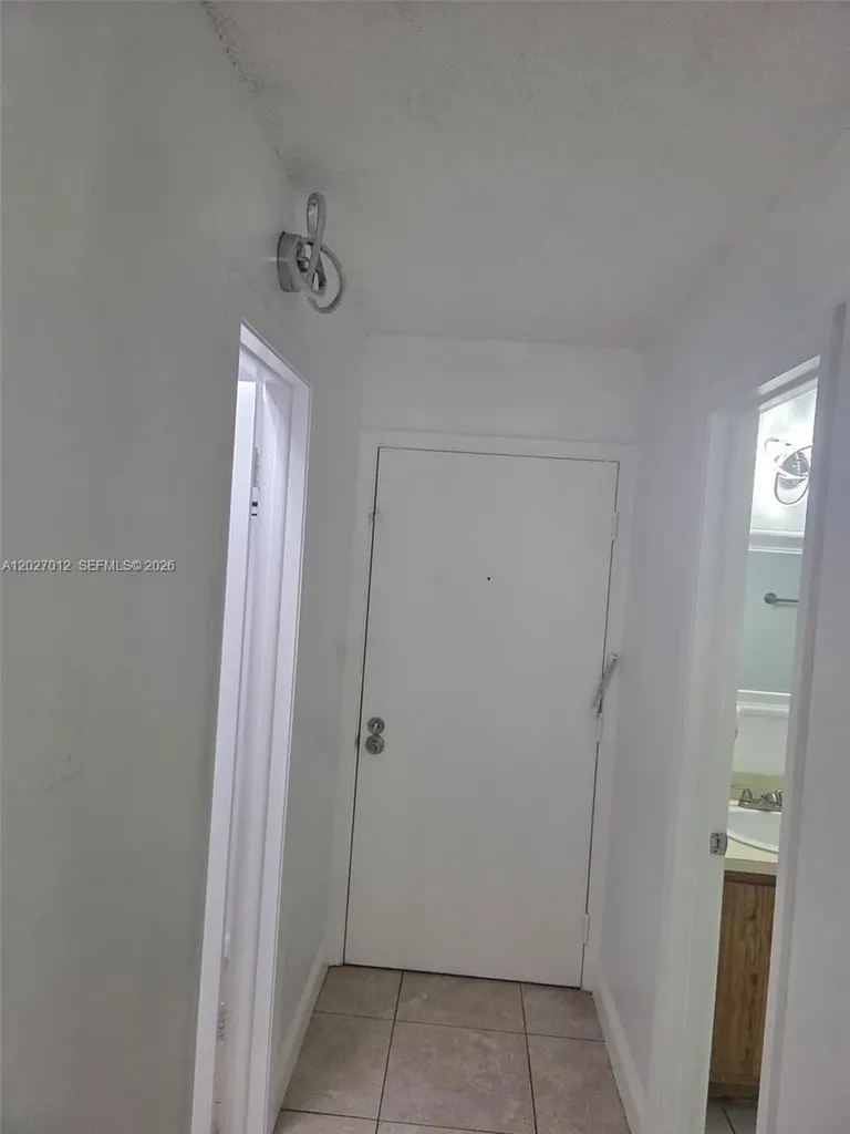 2771 Riverside Drive Coral Springs FL 33065