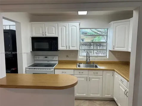 20225 SW 106th Avenue Cutler Bay FL 33189