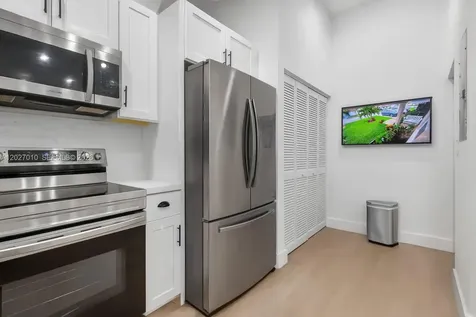 18847 NW 83rd Place Hialeah FL 33015