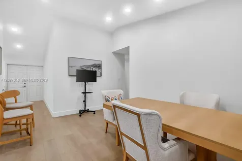 18847 NW 83rd Place Hialeah FL 33015