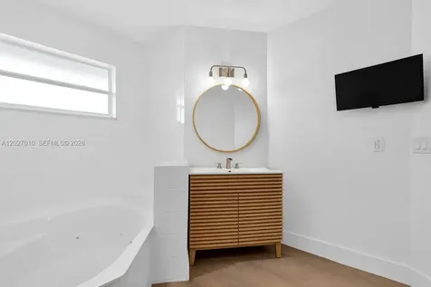 18847 NW 83rd Place Hialeah FL 33015