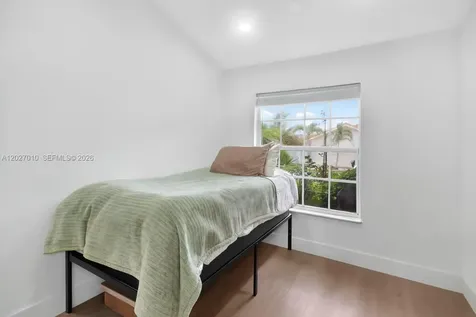 18847 NW 83rd Place Hialeah FL 33015