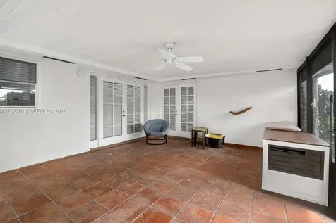 18847 NW 83rd Place Hialeah FL 33015