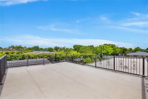 4730 SW 89th Avenue Miami FL 33165