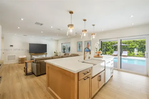 4730 SW 89th Avenue Miami FL 33165