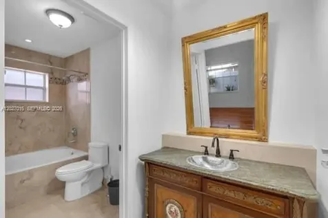 7503 W 34th Lane Hialeah FL 33018
