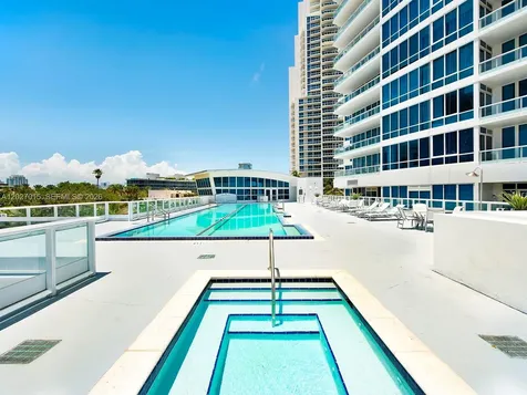 100 S Pointe Drive Miami Beach FL 33139