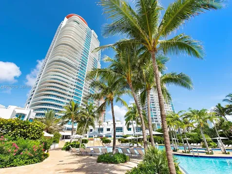 100 S Pointe Drive Miami Beach FL 33139