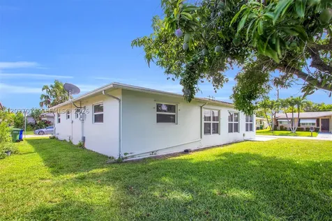 7005 NW 11th Court Margate FL 33063