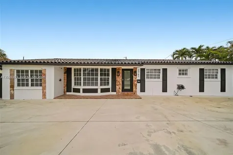 2761 SW 92nd Place Miami FL 33165