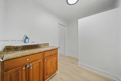 2761 SW 92nd Place Miami FL 33165