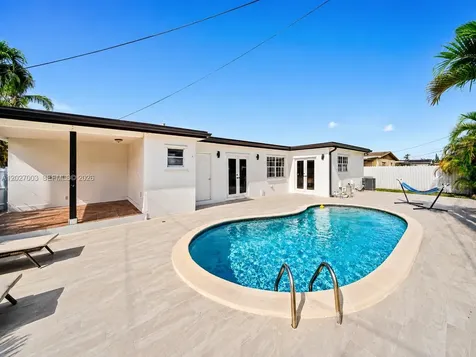 2761 SW 92nd Place Miami FL 33165