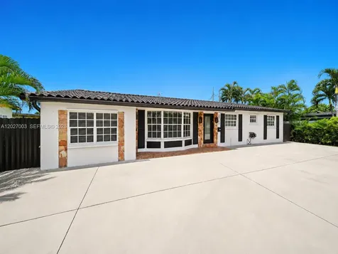 2761 SW 92nd Place Miami FL 33165