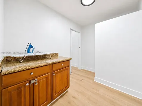 2761 SW 92nd Place Miami FL 33165