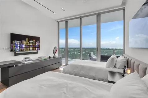 350 Ocean Drive Key Biscayne FL 33149