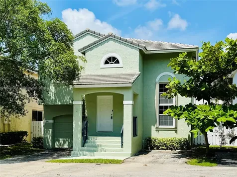 841 NW 98th Avenue Plantation FL 33324