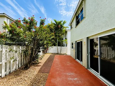 841 NW 98th Avenue Plantation FL 33324