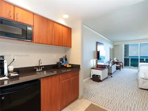 18001 Collins Avenue Sunny Isles Beach FL 33160