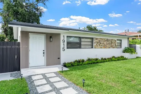 1915 NW 86th Street Miami FL 33147