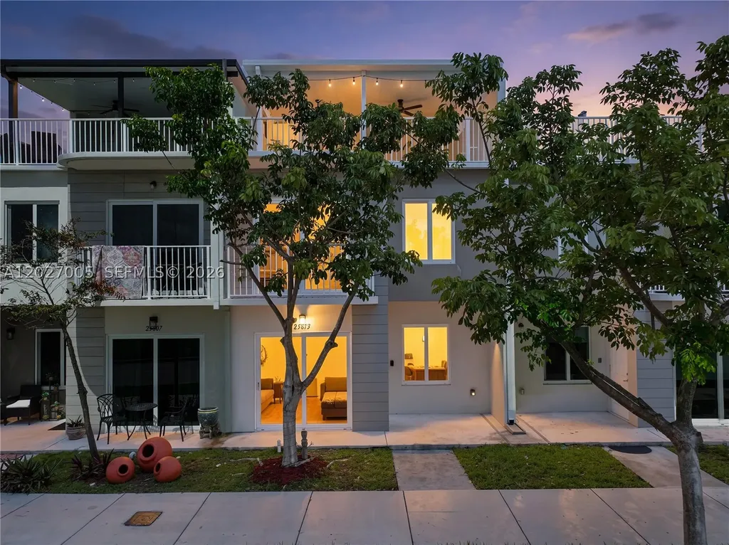 25813 SW 145th Avenue Homestead FL 33032