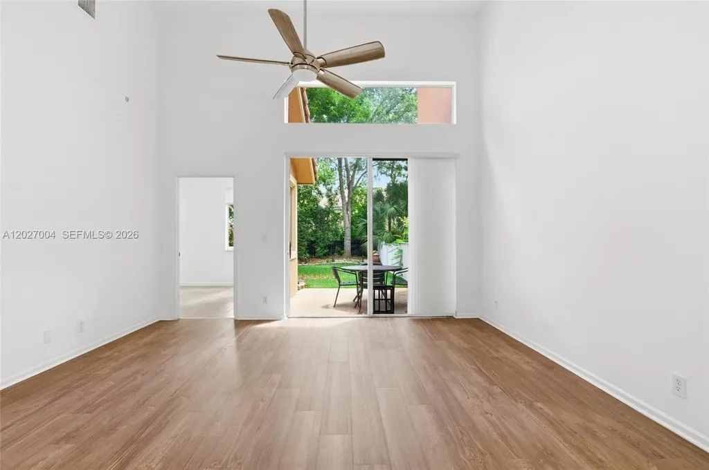 5613 NW 125th Avenue Coral Springs FL 33076
