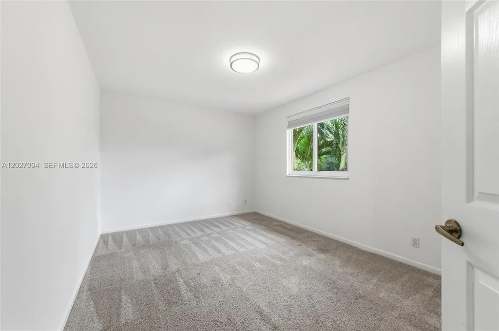 5613 NW 125th Avenue Coral Springs FL 33076