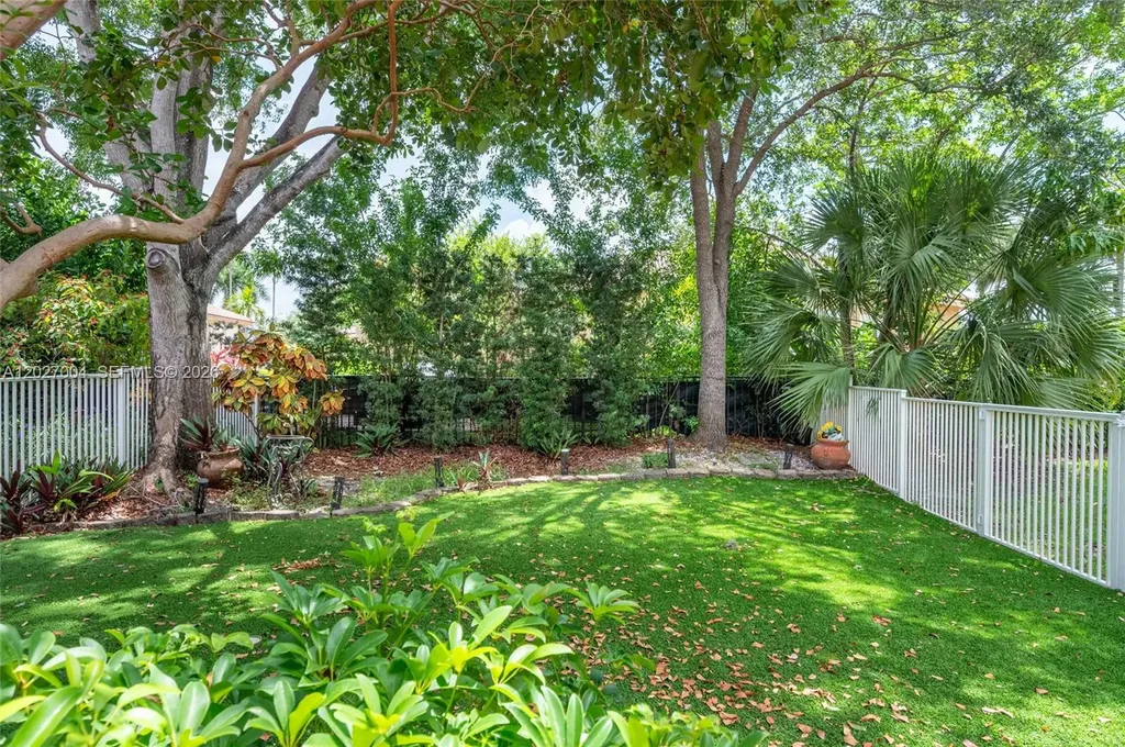 5613 NW 125th Avenue Coral Springs FL 33076